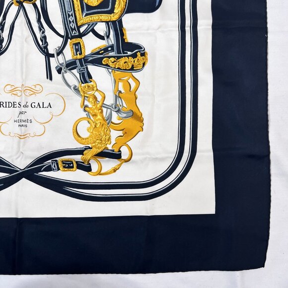 VTG HERMES Brides de Gala Scarf White Black Gold colorway, by Hugo Grygkar - Picture 7 of 13